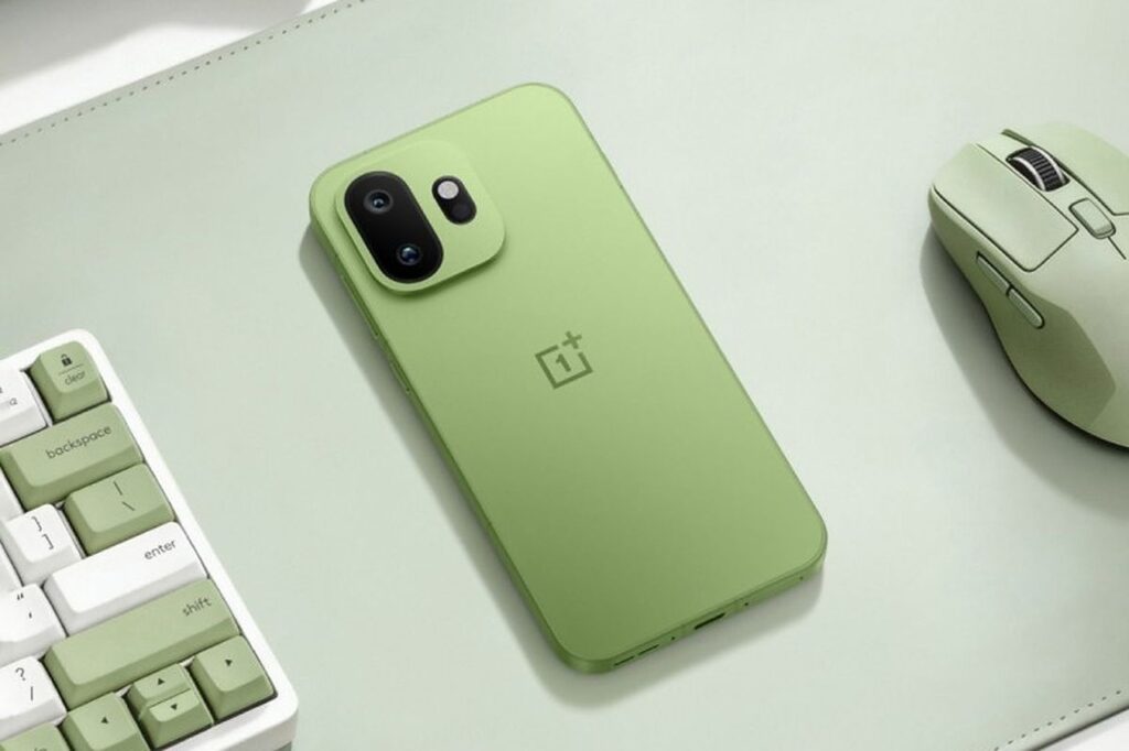 OnePlus 15T Resmi, Baterai 7.500 mAh dan Tahan Semprotan Air Panas