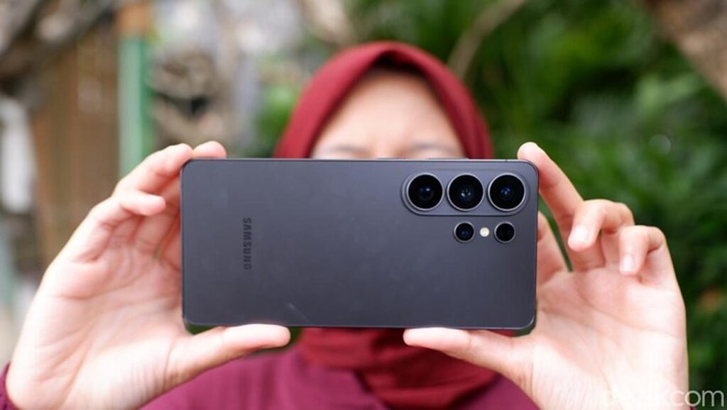 Galaxy S26 Series dan Buds4 Pro Resmi di RI, Malam Takbiran Kini Lebih Terang dan Jernih