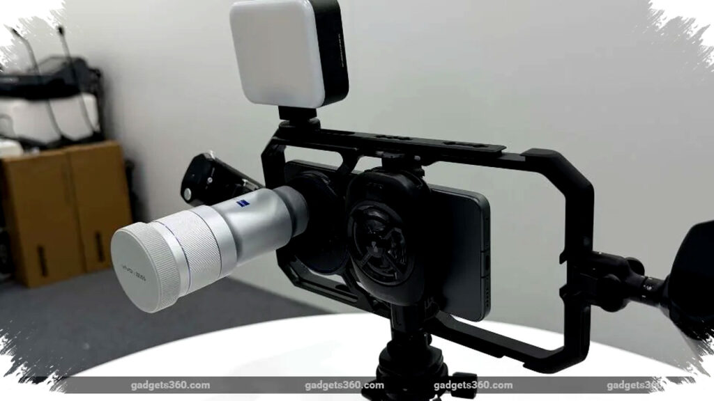Vivo X300 Ultra Pamer Lensa 400mm, Era Zoom 17,4x Siap Permalukan Kamera Flagship Rival yang Cuma Modal Gimmick