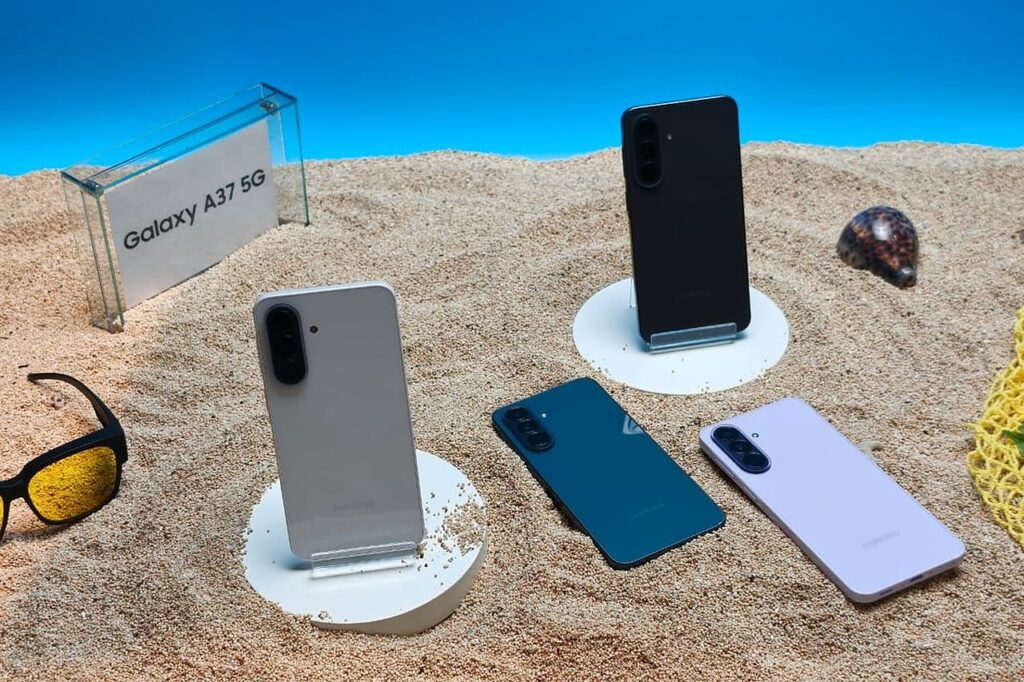 Hands-On Samsung Galaxy A37, Pesona Graygreen Yang Kalem Namun Tetap Elegan