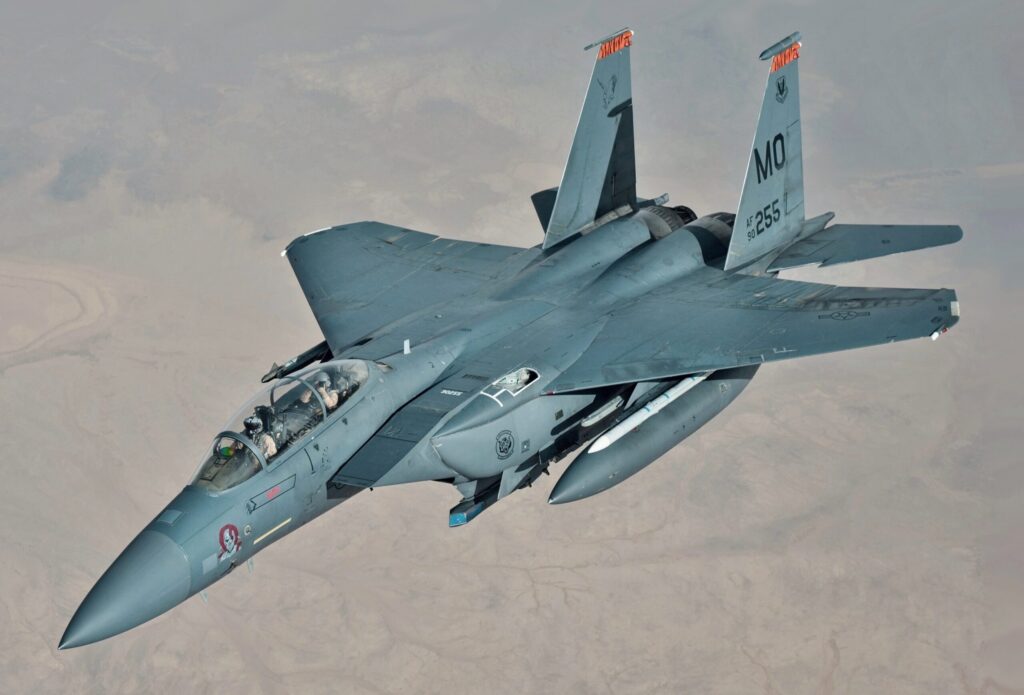F-15E Amerika Ditembak Jatuh di Iran, Misi Penyelamatan Pilotuang AS Dimulai