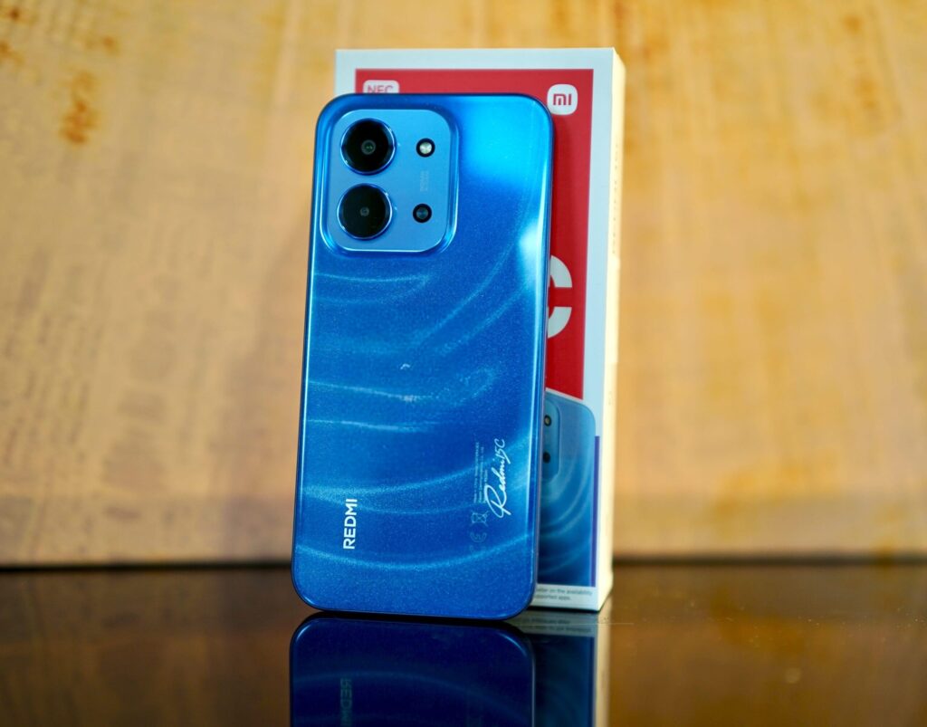 REDMI 15C Memaksa Standar Baru HP Rp1 Jutaan, Baterai 6000mAh Yang Bikin Anak Muda Tak Lagi Takut Kehabisan Daya