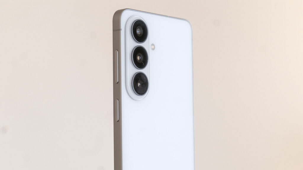 Galaxy Z Fold 8 Tetap Mulai $1,999, Upgrade Naik Harga yang Tak Jadi Dilakukan Samsung