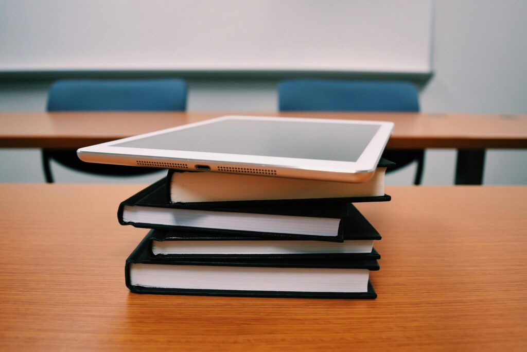 Bukan iPad Saja, 5 Tablet Kuliah 2026 Yang Tugas Cepat Beres