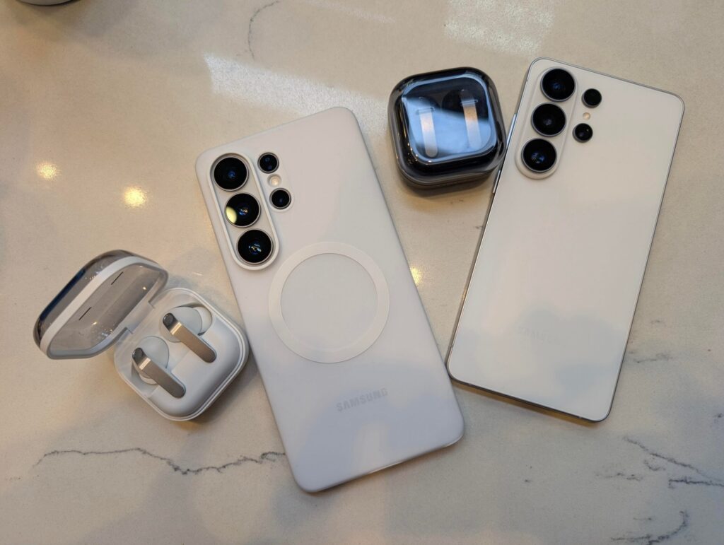 Galaxy S26 Ultra Dan Buds 4 Pro, Dua Gadget Samsung Yang Merapikan Traveling Sendiri