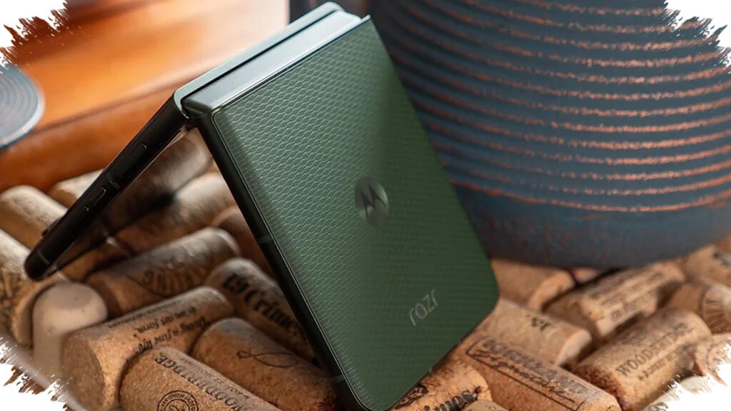 Razr Plus 2026 Hampir Tak Berubah, Tapi Justru Lebih Masuk Akal Dipakai Sehari-Hari
