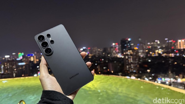 Galaxy S26 Ultra Bikin Kreator Serius Melirik, Kamera Low Light Dan Video Stabilnya Menggoda