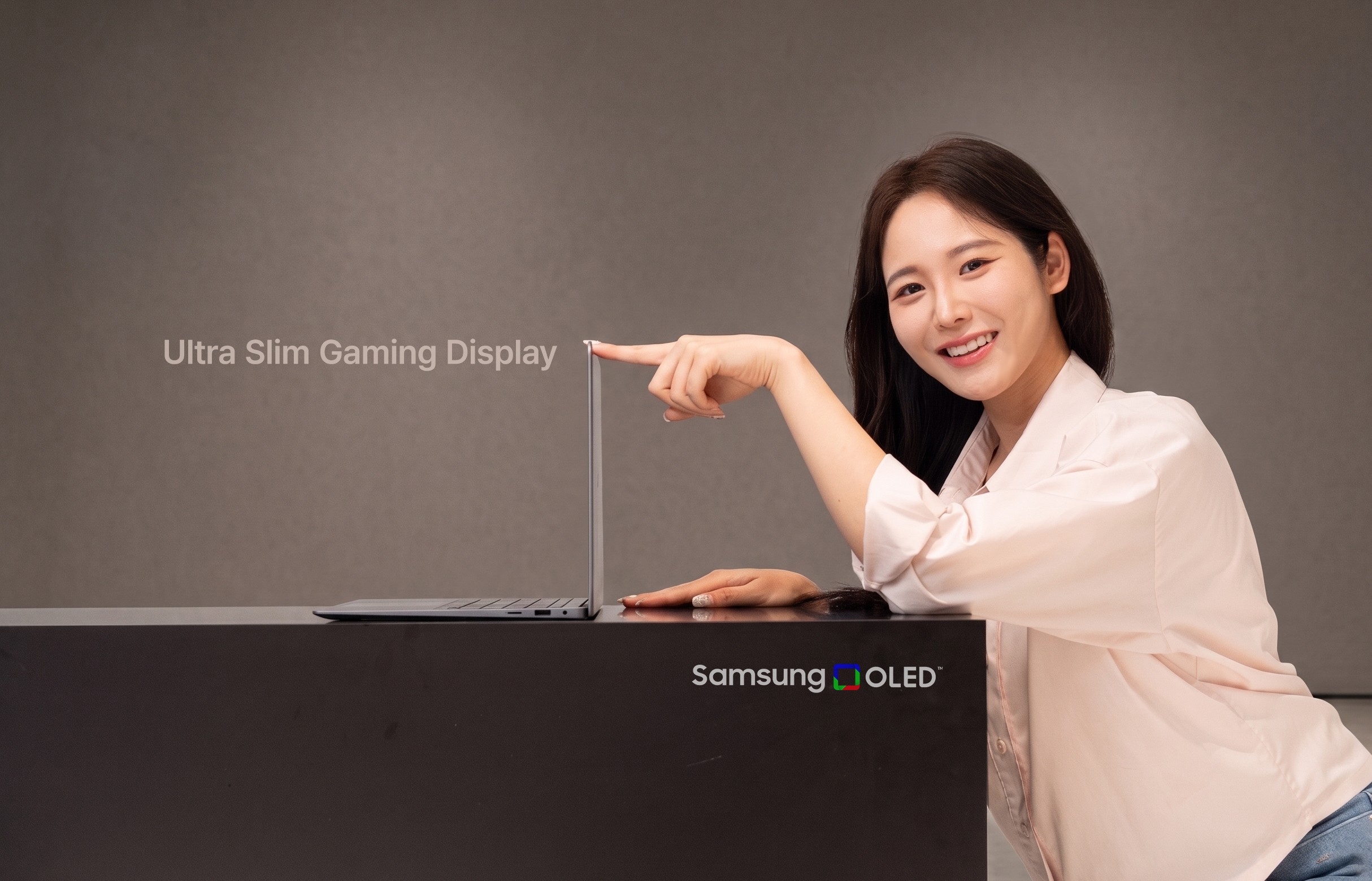 Samsung Pamer OLED Laptop Ultra Slim, Laptop Gaming Bisa Makin Ringan Tanpa Kompromi Besar