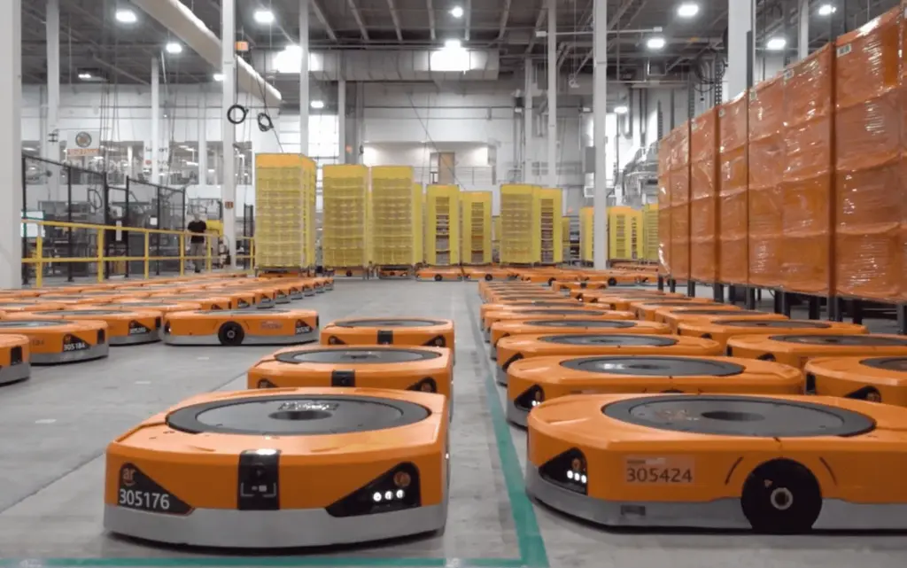 Amazon Pamer Robot Gudang Canggih, Di Saat Ribuan Pekerja Terus Dipangkas